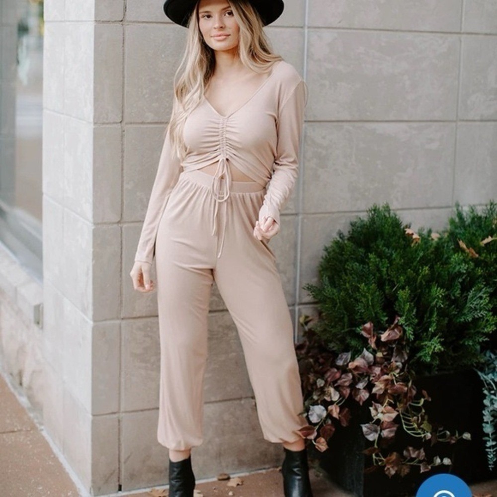 Kittenish Denver Beige‎ Jumpsuit Large